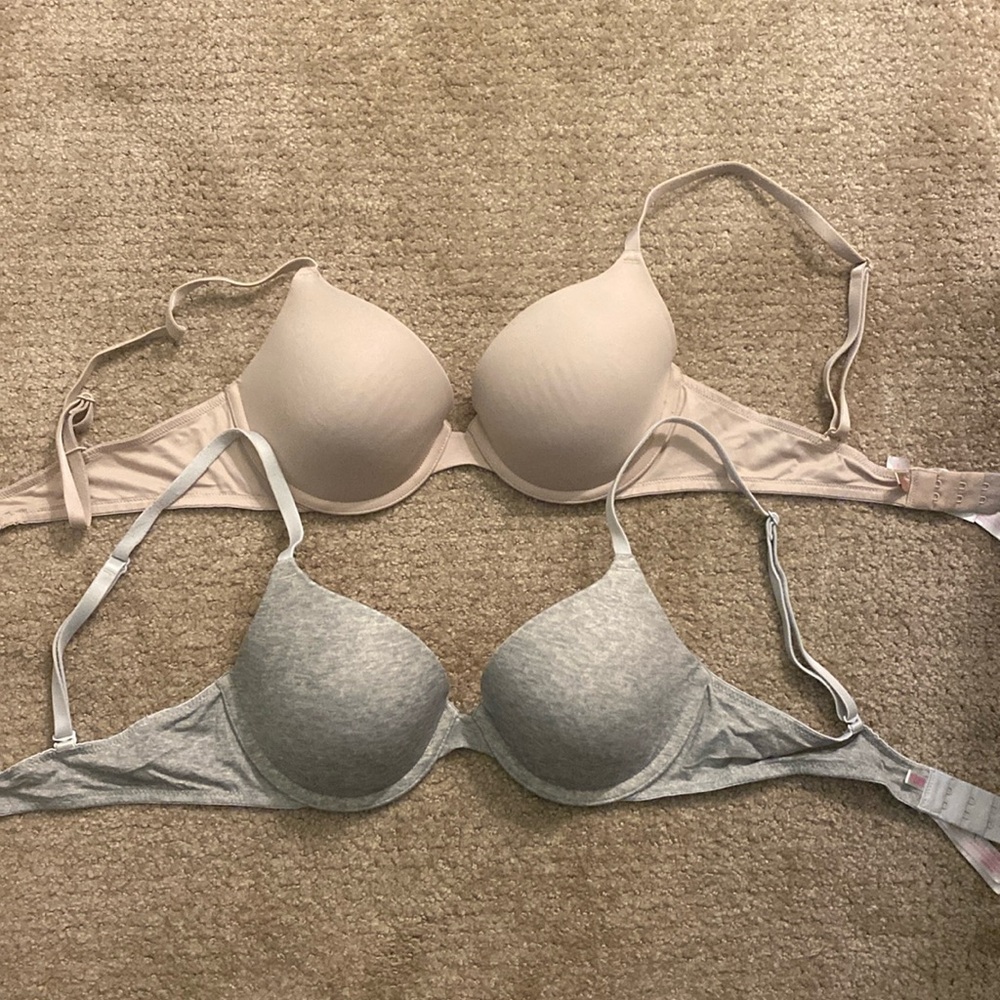 Victoria’s Secret bundle of two bras lightly padded